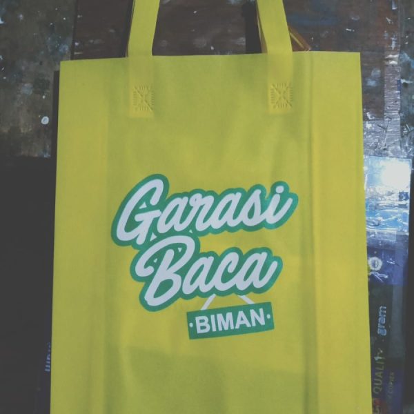 20aff0c0-ee10-41b1-822f-f58f5784dafa tas spunbond custom sablon 1 warna/terima jasa sablon
